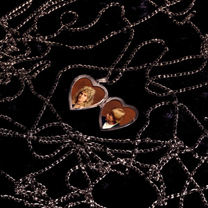 医生把我添高潮了A片
